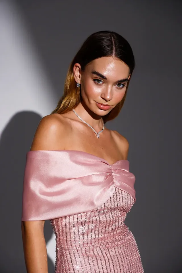 Bella Dress Pudra