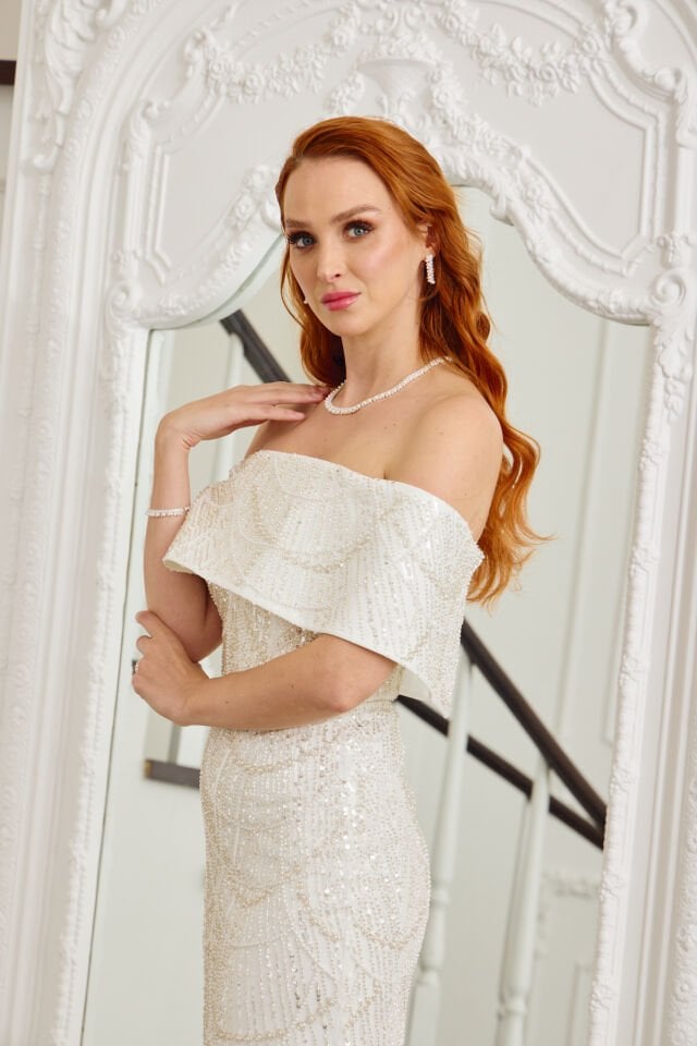 Maria Beyaz İşlemeli Elbise