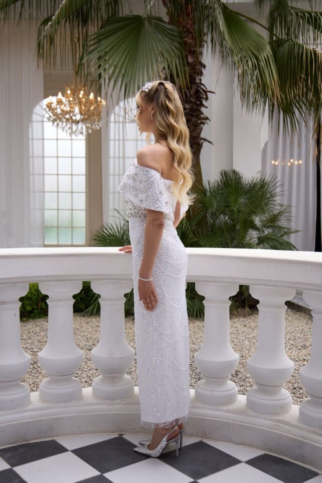 Maria Beyaz İnci & Kristal İşlemeli Elbise