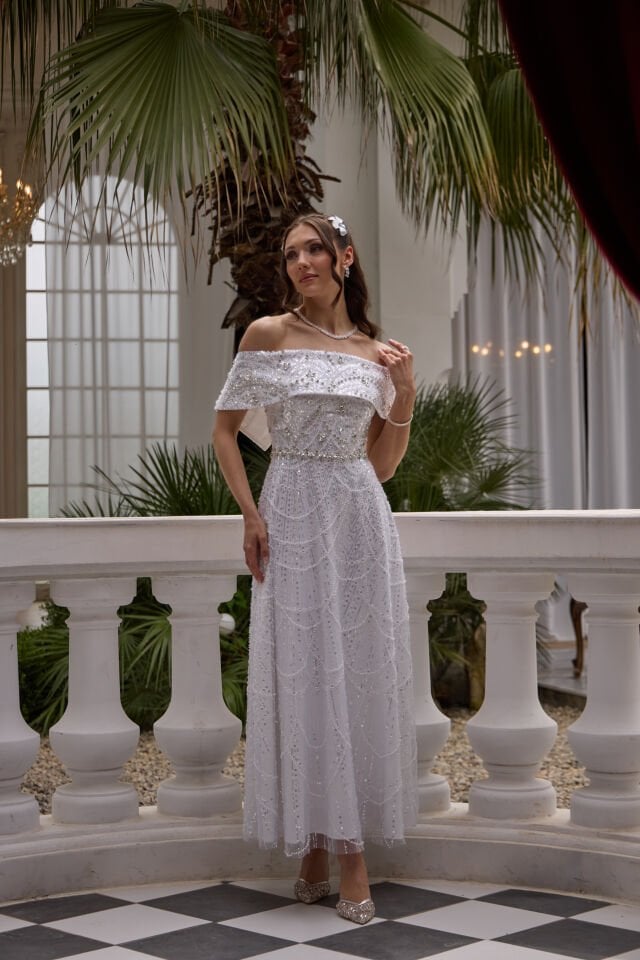 Maria Beyaz İnci & Kristal İşlemeli Prenses Elbise