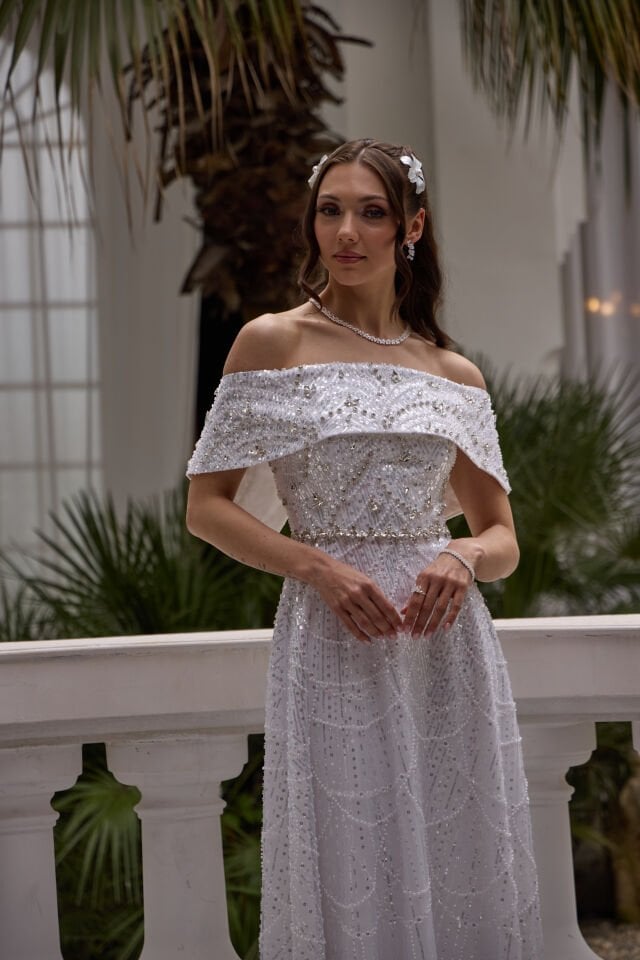 Maria Beyaz İnci & Kristal İşlemeli Prenses Elbise