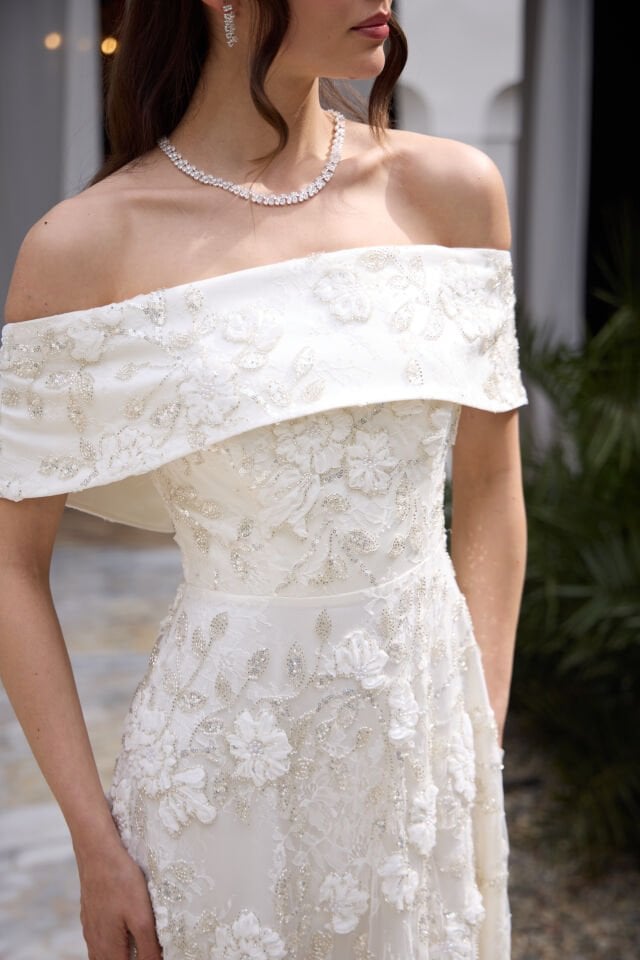 Sindirella Krem Dantel İşlemeli Prenses Elbise